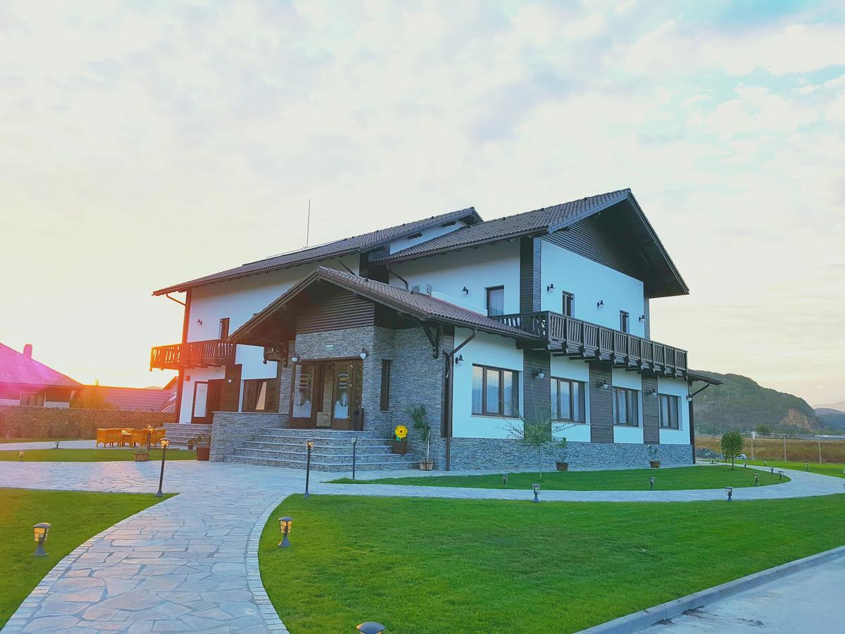 Pensiunea Campia Soarelui Apa Neagră Eksteriør bilde
